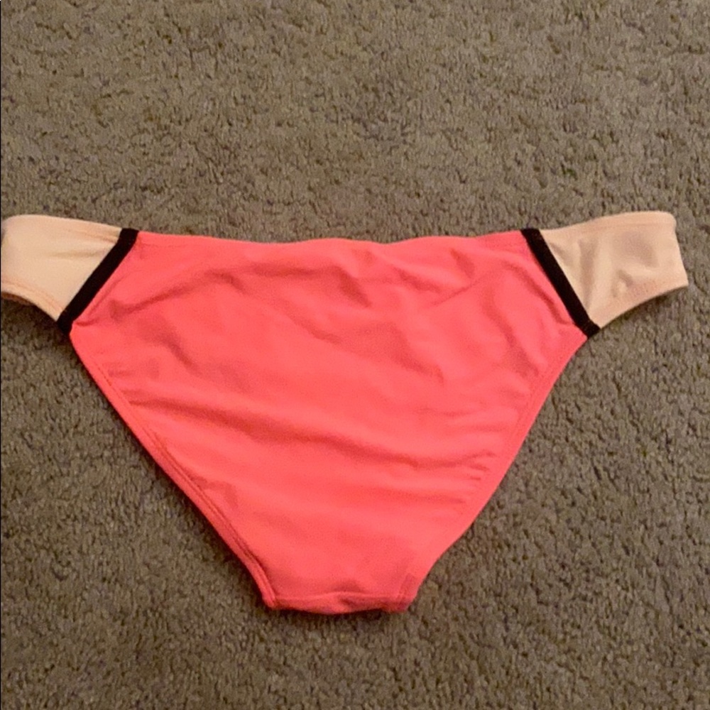 Target bikini bottoms - Picture 3 of 3